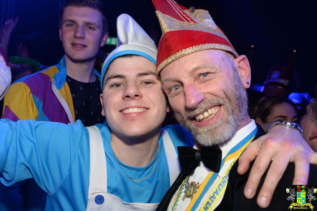 ../Images/Carnavals vrijdagavond in VdG 141.jpg